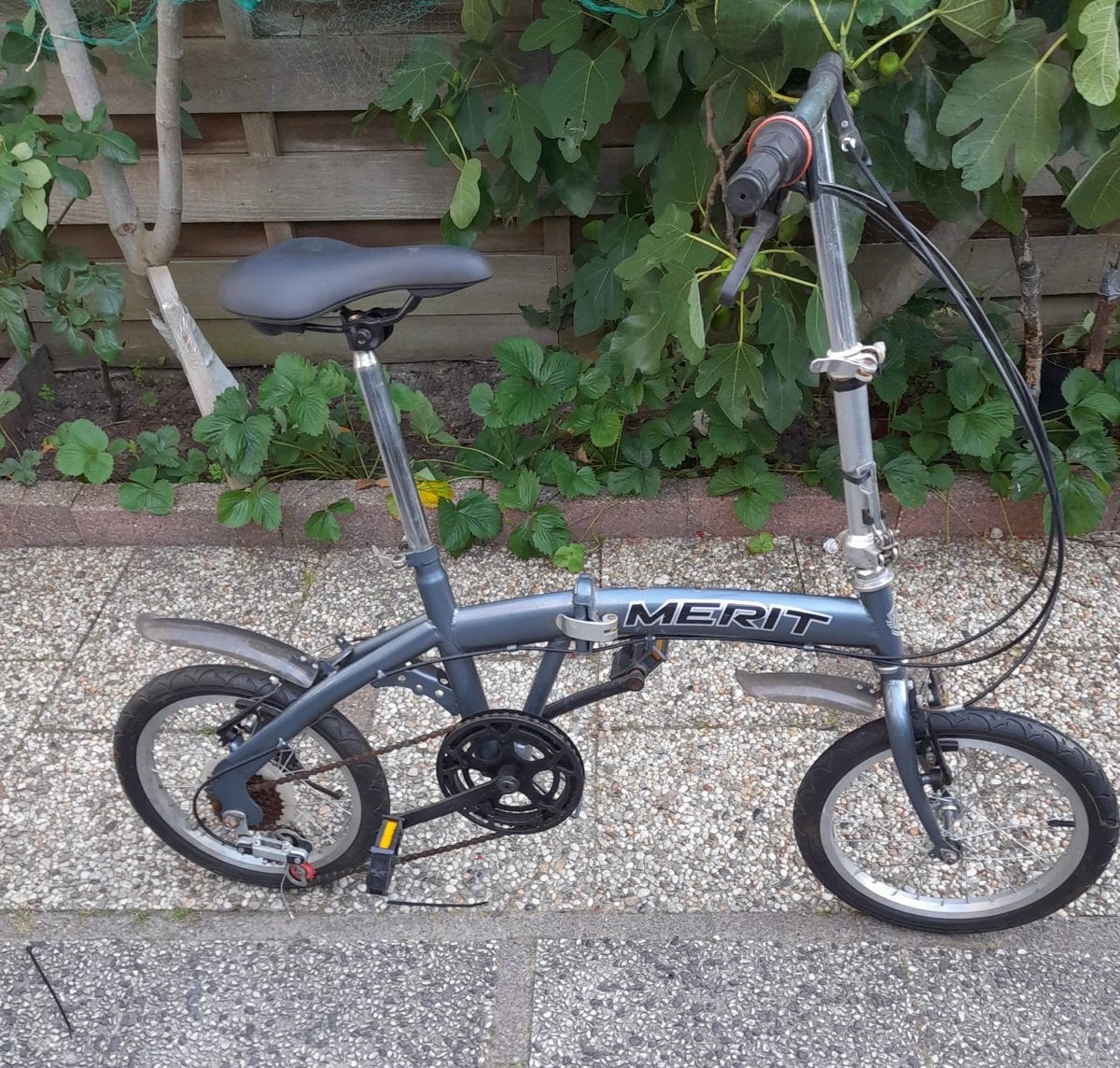 Merit opvouwbare fiets, Fietsen en Brommers, 20 inch of meer, Gebruikt, Velgrem, Versnellingen