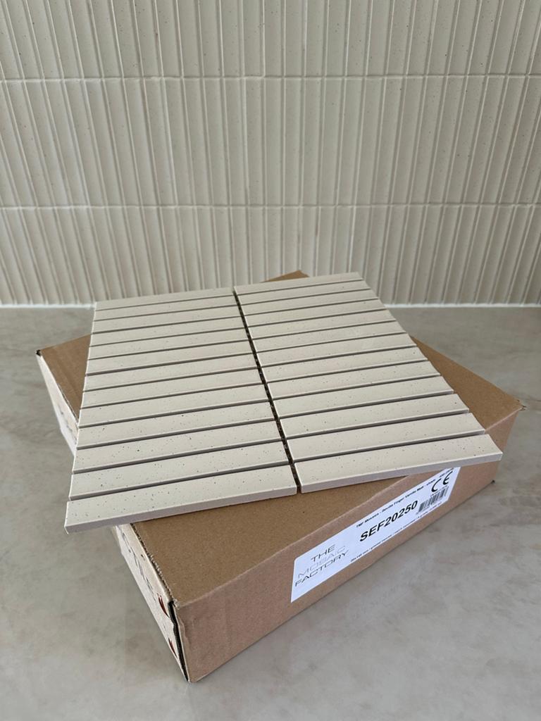 The Mosaic Factory Sevilla Kitkat Vanilla Speckle Matt, Ophalen, Nieuw, Minder dan 20 cm, Minder dan 5 m²