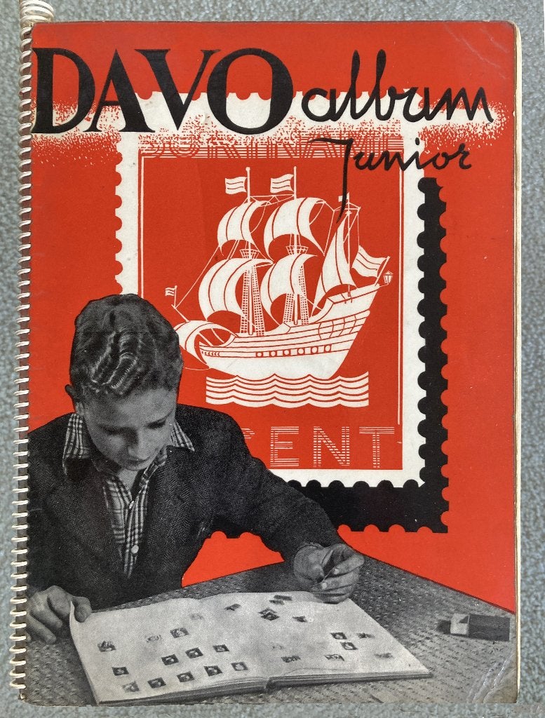 DAVO Junior postzegelalbum met diverse postzegels, Ophalen of Verzenden, Nederland en Buitenland