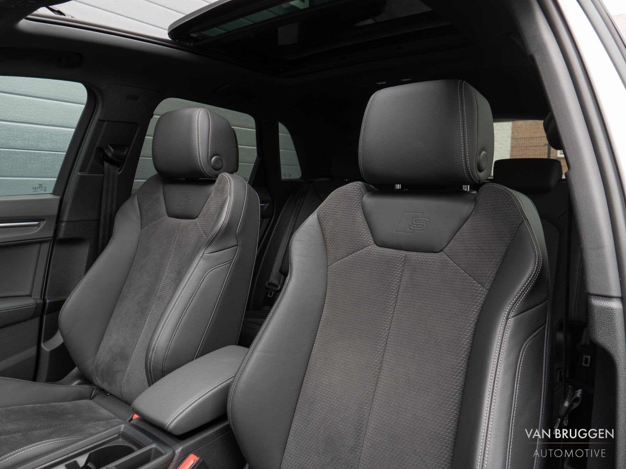 Audi Q3 35 TFSI S-Line Pano Sfeer Camera E-Stoel BTW, 15 km/l, 4 cilinders, 150 pk, 1505 kg