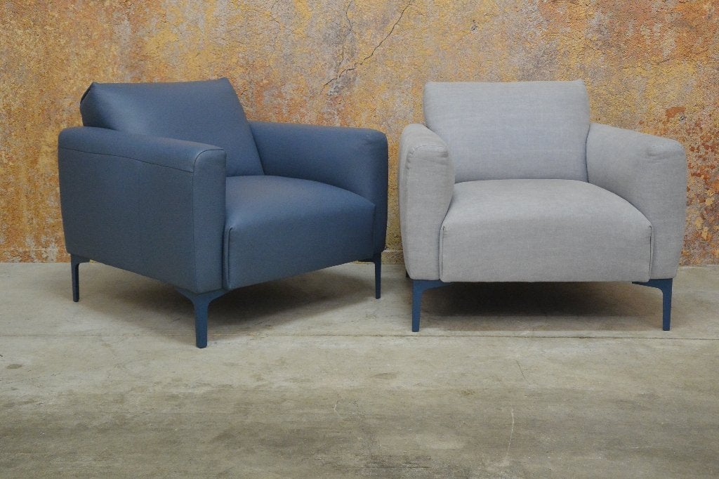 ZGANieuw 2 blauwe Bert Plantagie Adore design fauteuils, Bert plantagie, 75 tot 100 cm, Ophalen of Verzenden, Stof