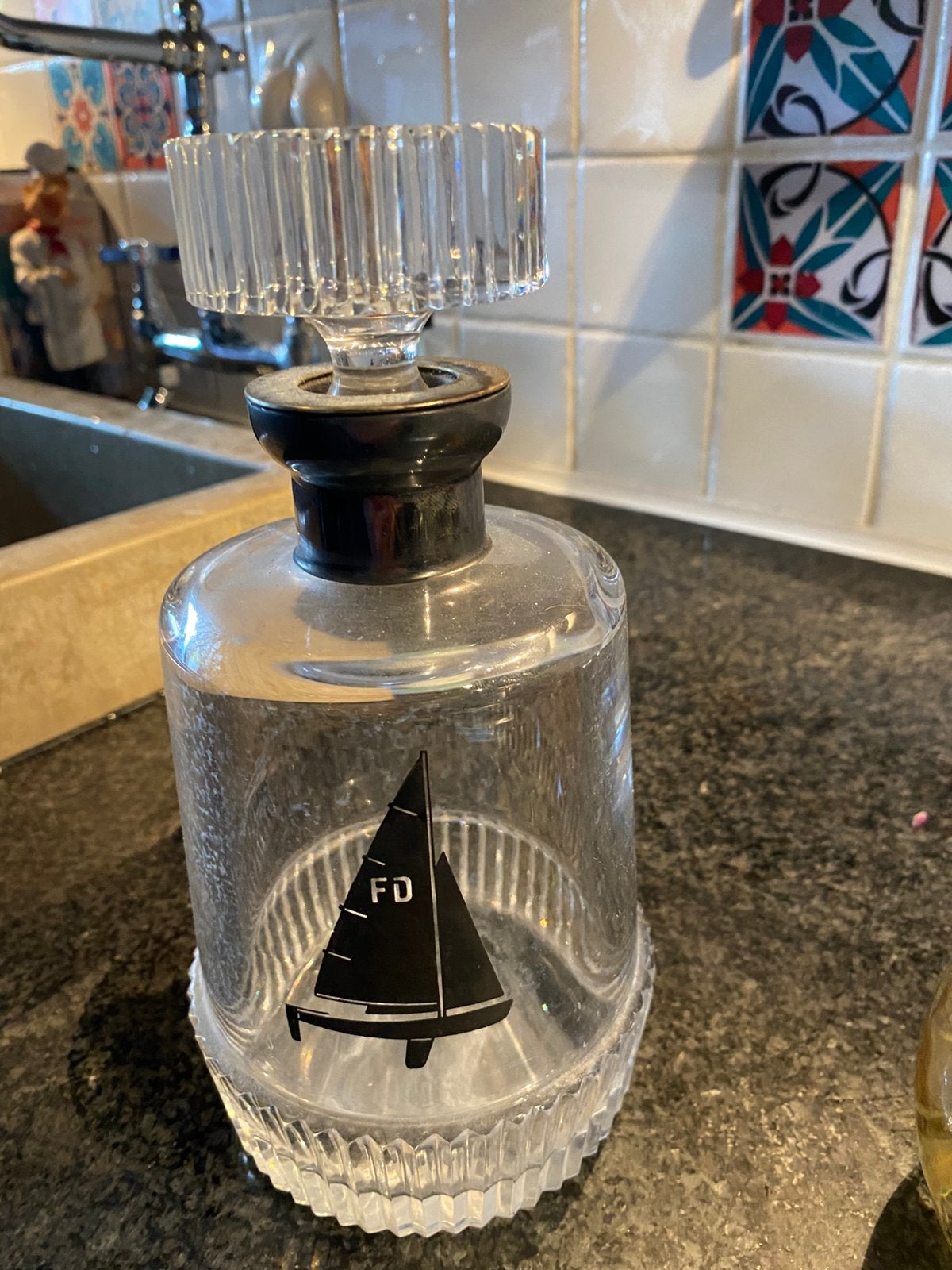 Mooie vintage glazen karaf / decanteerfles - Flying Dutchman, Ophalen of Verzenden, Zo goed als nieuw