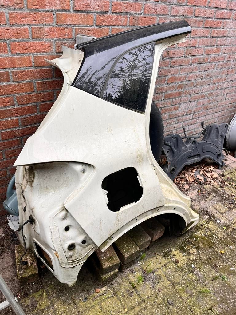 Rechts achterscherm Renault Captur, Gebruikt, Renault, Rechts, Ophalen of Verzenden