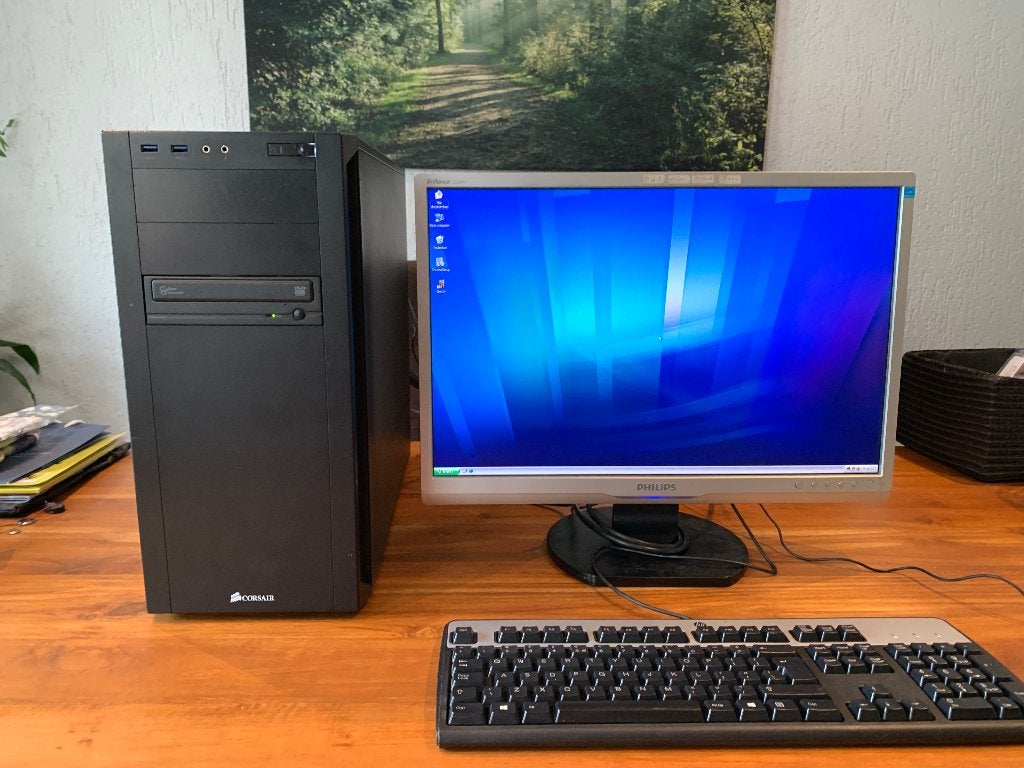 Nette Windows XP PC. Phenom 6x 3,2 Ghz, 320gb hdd, Quadro, Computers en Software, Desktop Pc's, HDD, 2 tot 3 Ghz, Zelf gebouwde pc