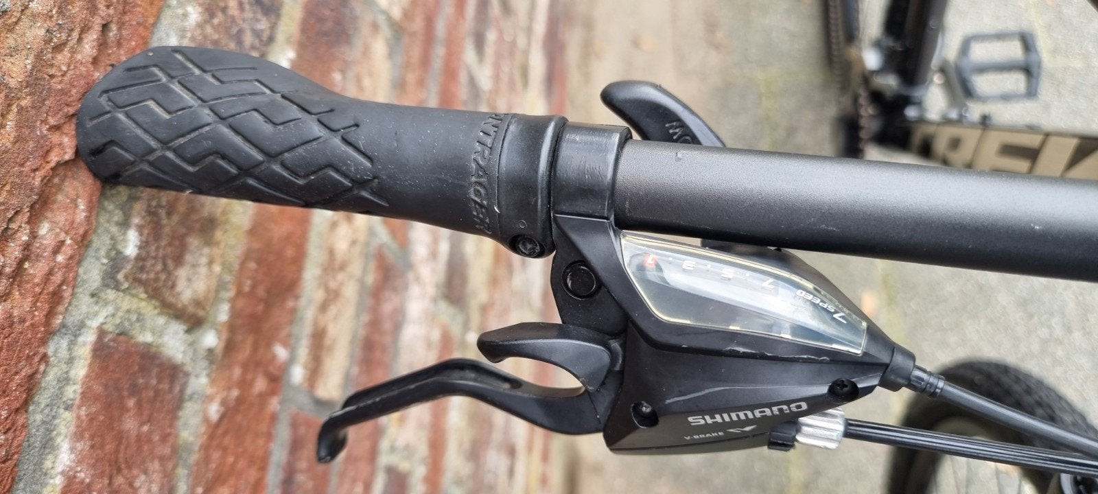 Foto 6 van Trek Marlin 4 Mountainbike - Maat M