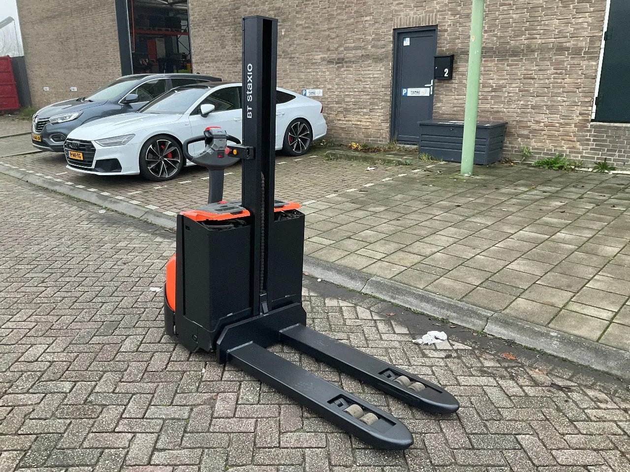 Toyota BT SWE080L 2000KG 1.58METER STAPELAAR / HEFTRUCK, Stapelaar, Toyota BT, Yilmaz Heftrucks, Marconistraat 2
3133KL  Vlaardingen