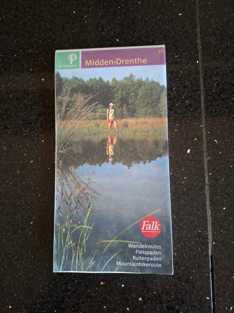 Falk Wandelkaart Midden-Drenthe - Wandel- en fietsroutes, 2000 tot heden, Ophalen of Verzenden, Nederland, Landkaart