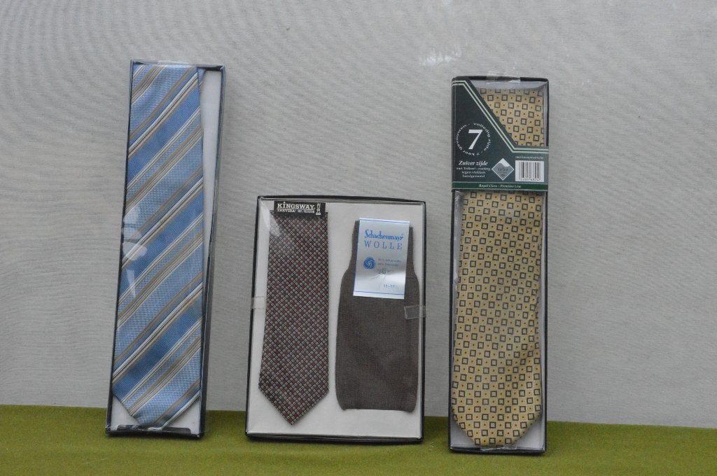 3 verpakkingen met vintage stropdassen Schachenmayr + Kingsw, Overige kleuren, Kingsway Trevira, Nieuw, Ophalen of Verzenden