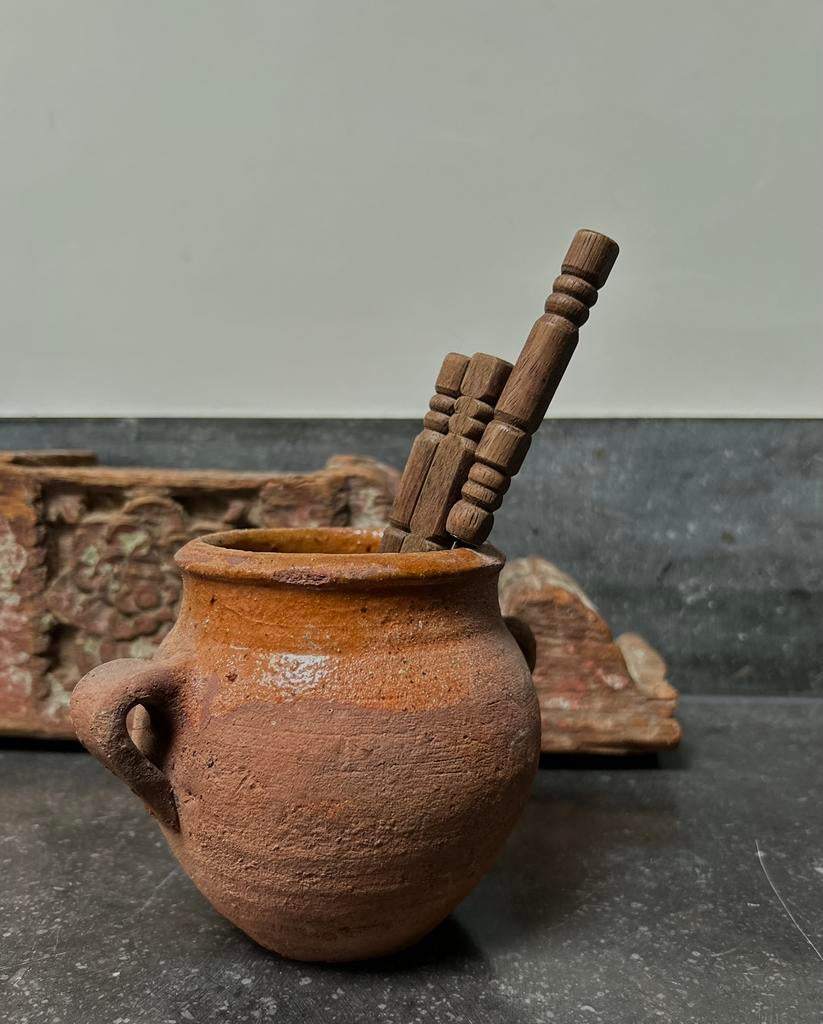 Klein oud mini kruikje met oortjes sober sleets imperfect, Ophalen of Verzenden