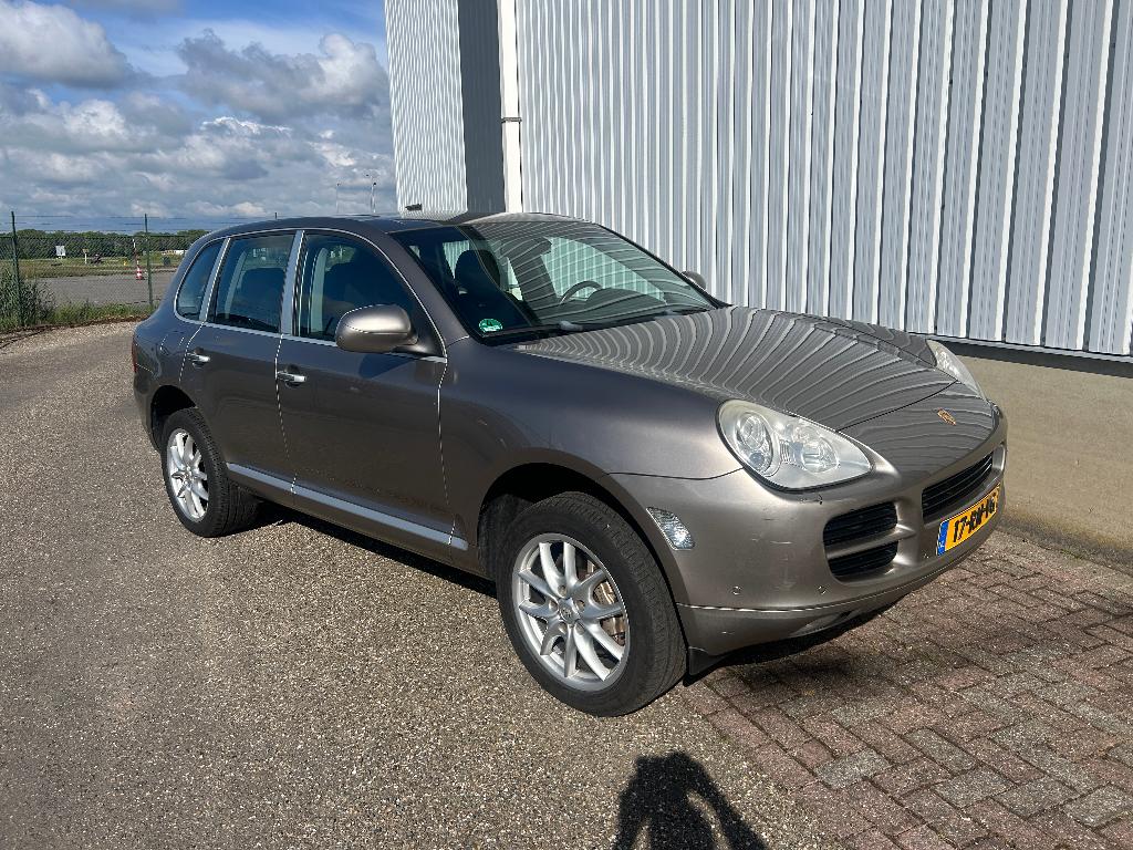 Porsche Cayenne 4.5 S  V8  Youngtimer, Auto's, Porsche, Automaat, Cayenne, Automatische klimaatregeling, 340 pk