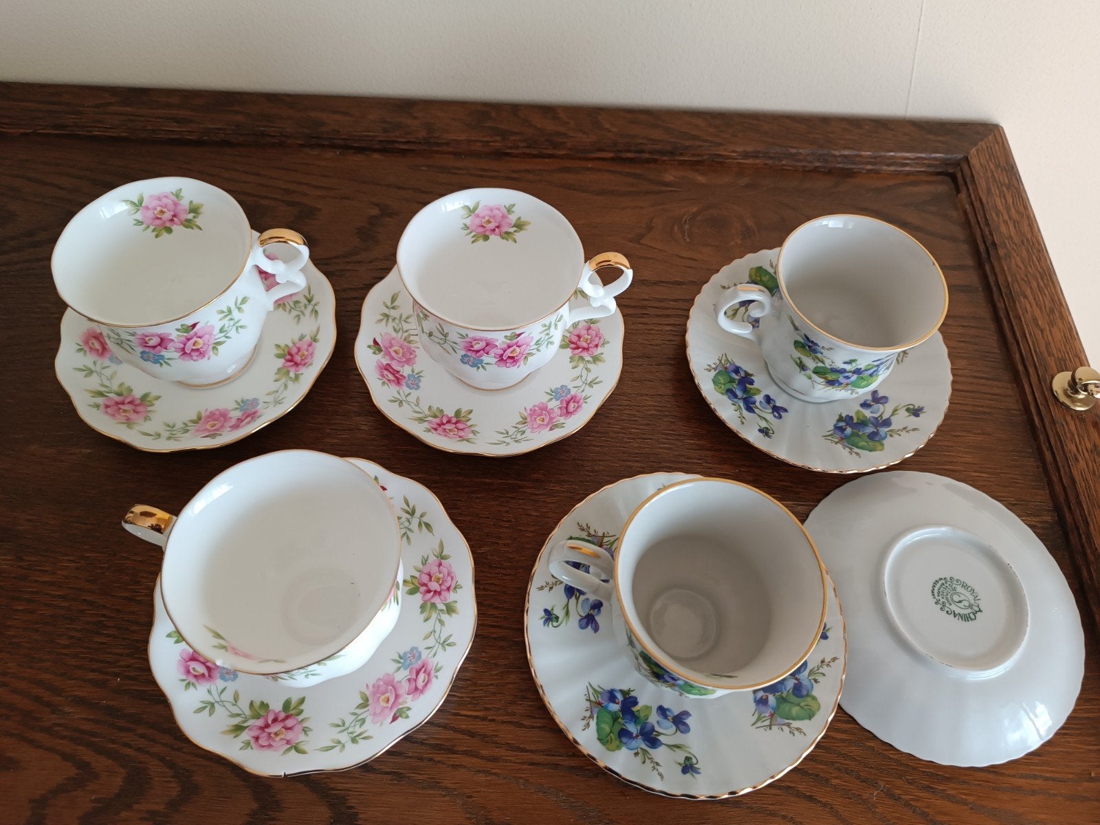 Set van 6 vintage theekopjes met schotels - Royal Ascot, Ophalen