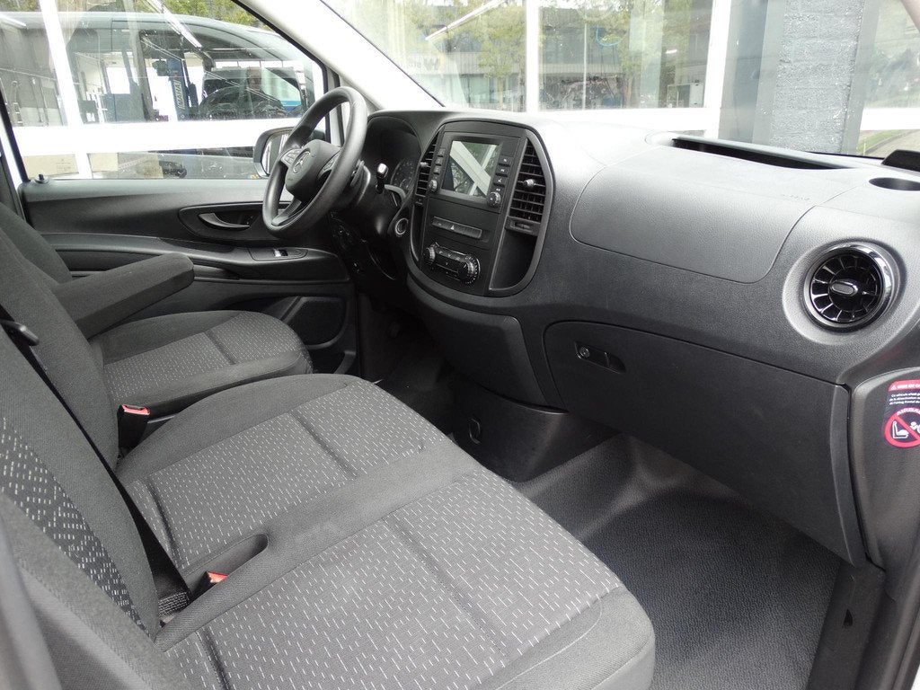 Mercedes-Benz eVito eVito Lang 66 kWh | 100% elektrisch | pa, Stof, Gebruikt, 116 pk, Wit