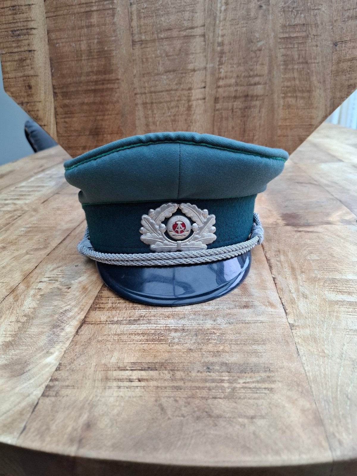 DDR Volkspolizei DVP officierspet MdI 1984 – Schirmmütze, Verzamelen, Ophalen of Verzenden, Landmacht, Duitsland
