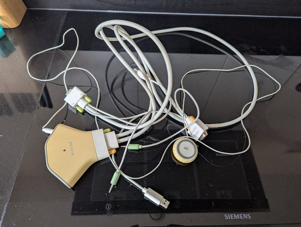 Belkin 2-poorts KVM switch met audio, Ophalen, Gebruikt