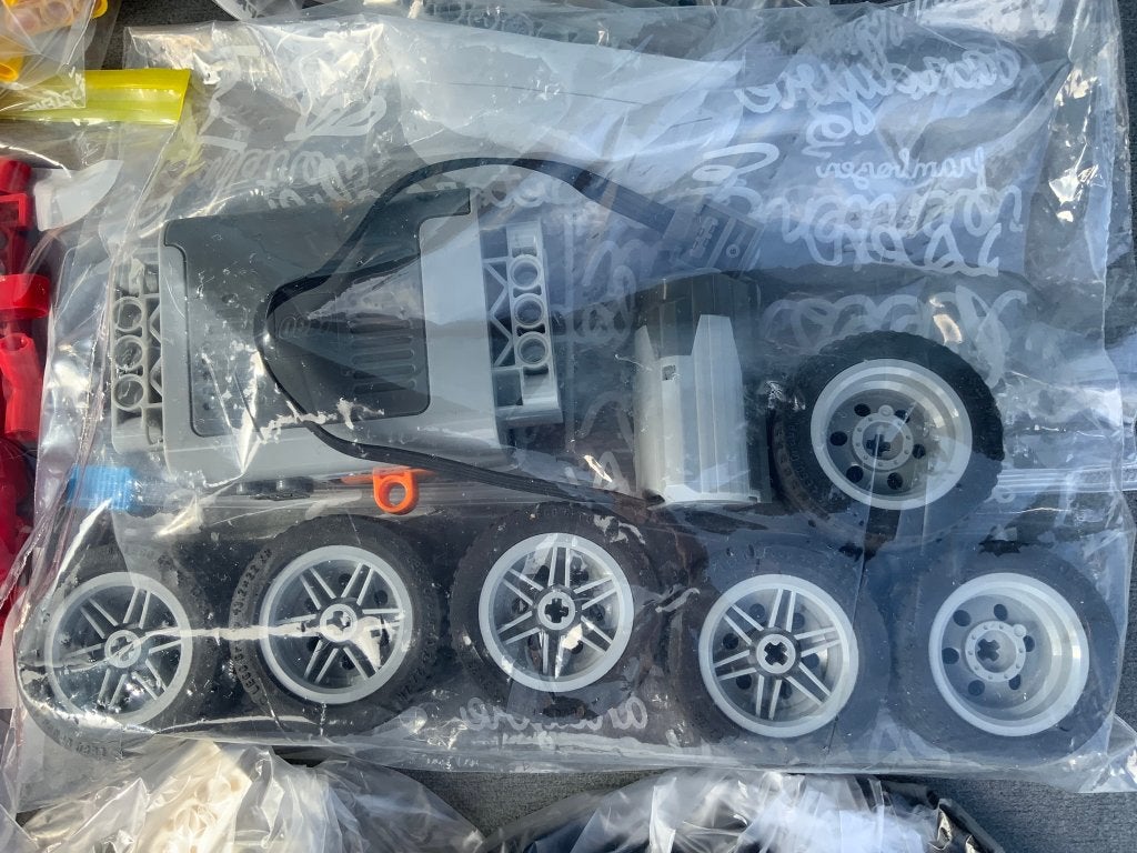 LEGO Technic 8109 Flatbed Truck (Compleet,motor,batterijpack, Kinderen en Baby's, Lego, Ophalen of Verzenden, Zo goed als nieuw