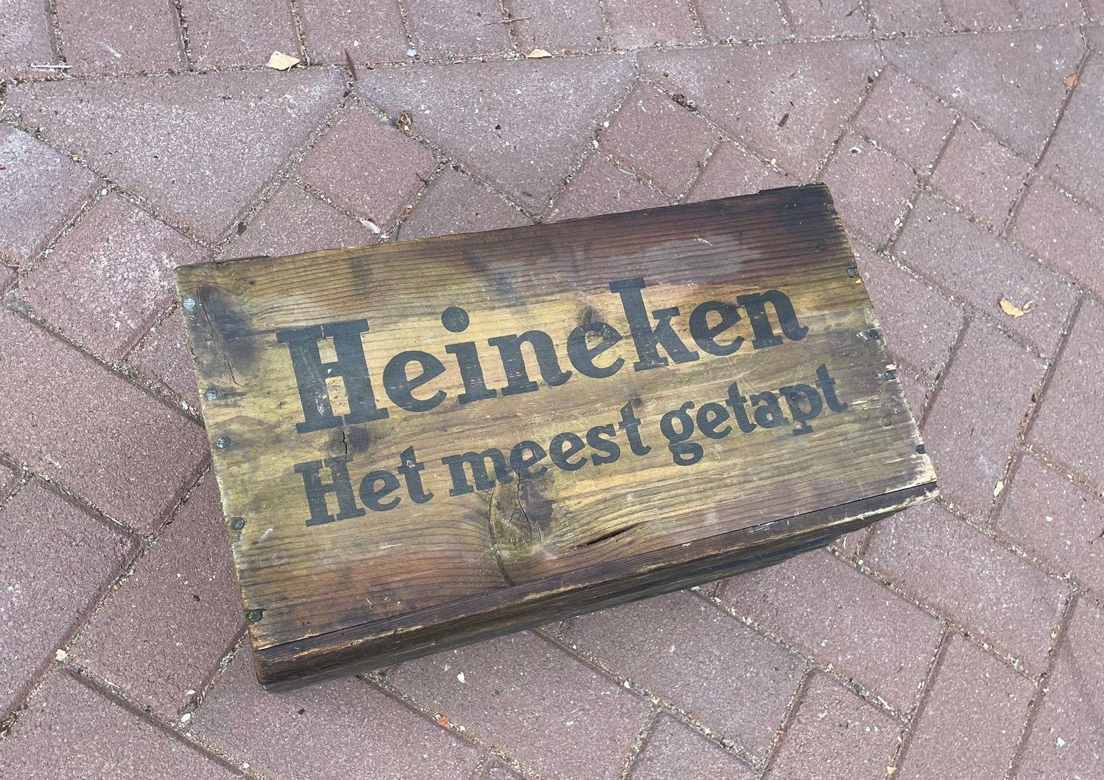 Heineken , houten krat en reclamebord., Ophalen, Zo goed als nieuw