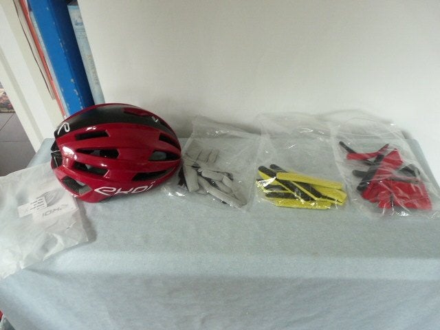Mooie rode met zwarte accenten Ekoi Fietshelm, mt S, S, Ophalen of Verzenden, Heer of Dame, Ekoi