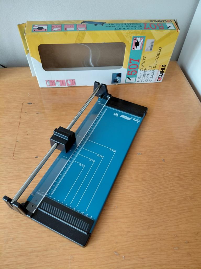 Dahle trimmer papiersnijder, Geschikt voor snijden, Gebruikt, Gereedschap of Toebehoren, Blauw