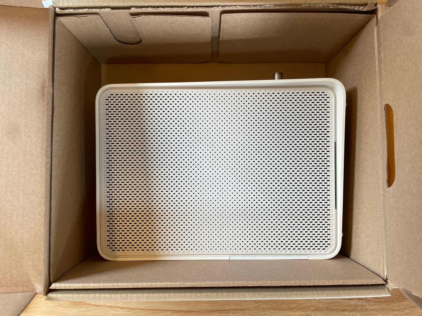 Ziggo SmartWifi modem (Sagemcom FAST 3896 LG), Computers en Software, Routers en Modems, Ophalen of Verzenden, Zo goed als nieuw