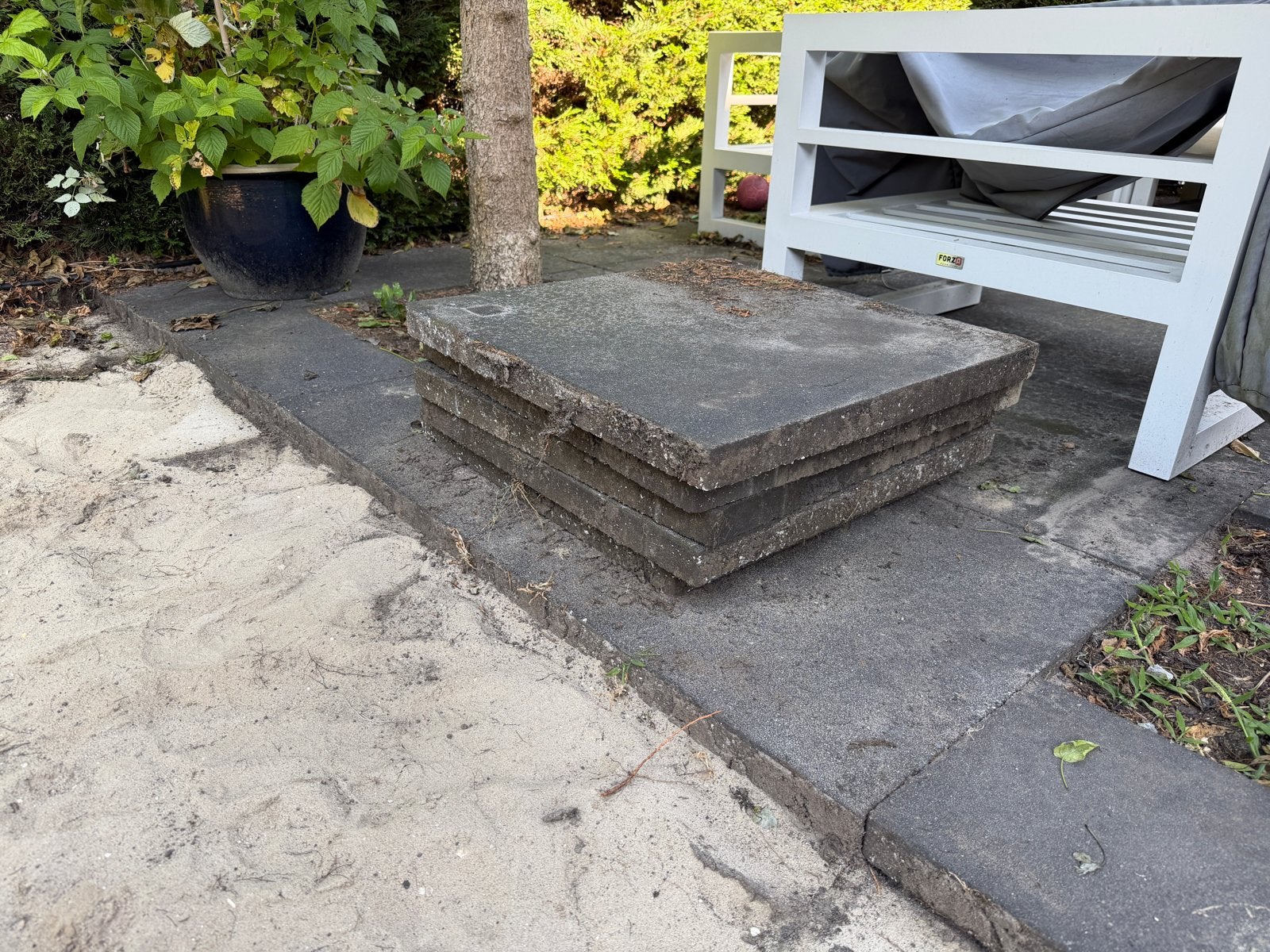 Gebruikte terrastegels van beton 60 x 60, Tuin en Terras, Tegels en Klinkers, Ophalen, Gebruikt, 10 m² of meer, Beton