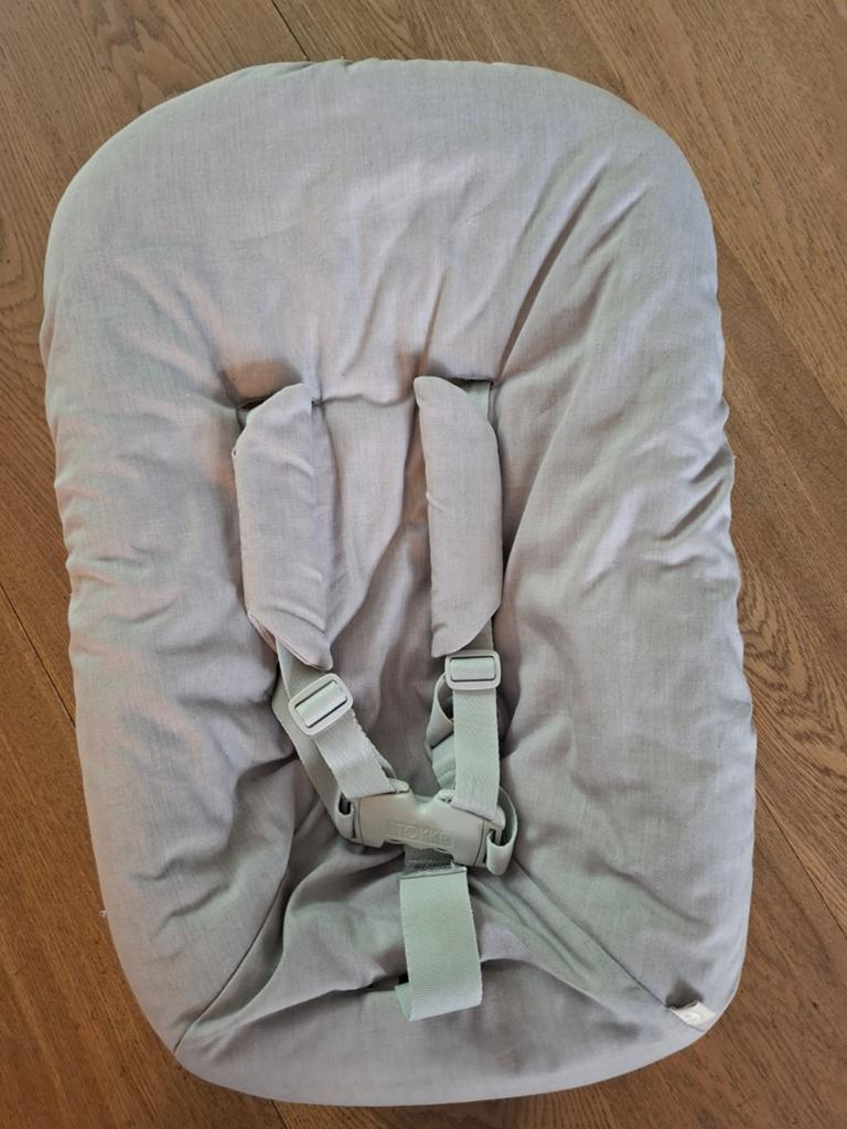 Stokke Tripp Trapp Newborn Set Grijs, Ophalen of Verzenden, Zo goed als nieuw, Overige typen, Gordel(s)