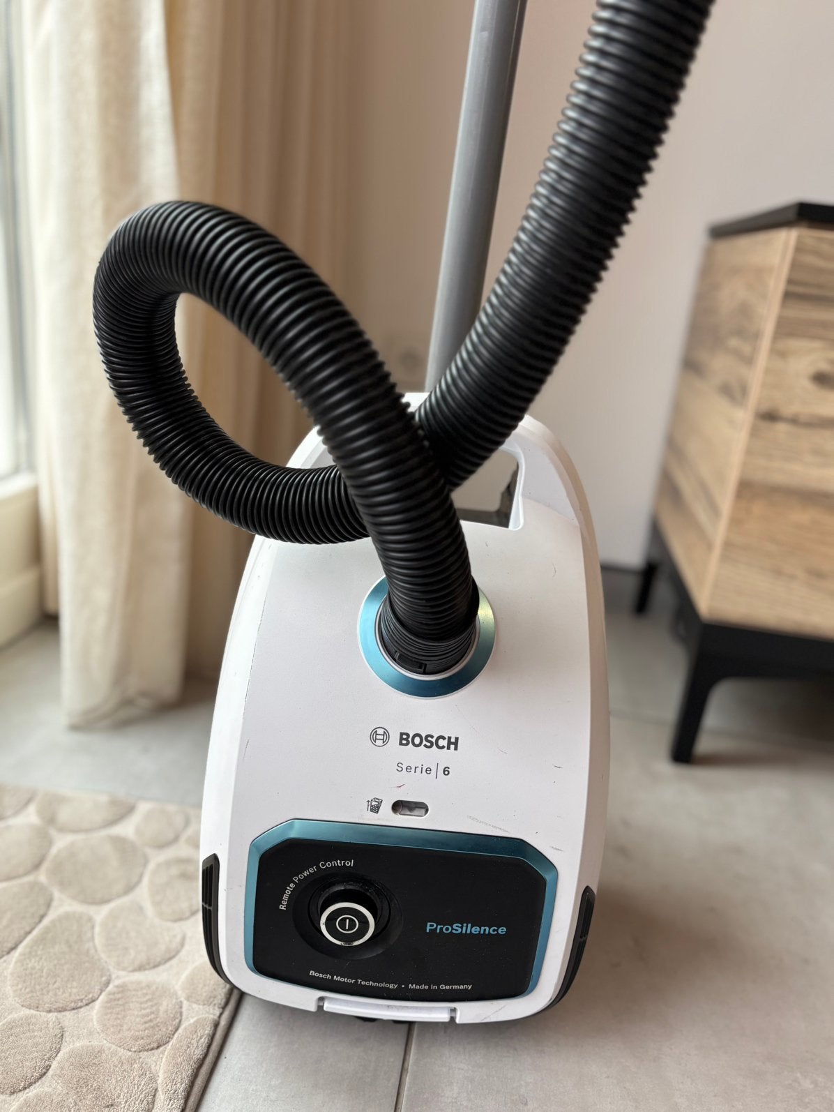 Bosch - pro cilence met weinig geluid, Witgoed en Apparatuur, Ophalen, Gebruikt