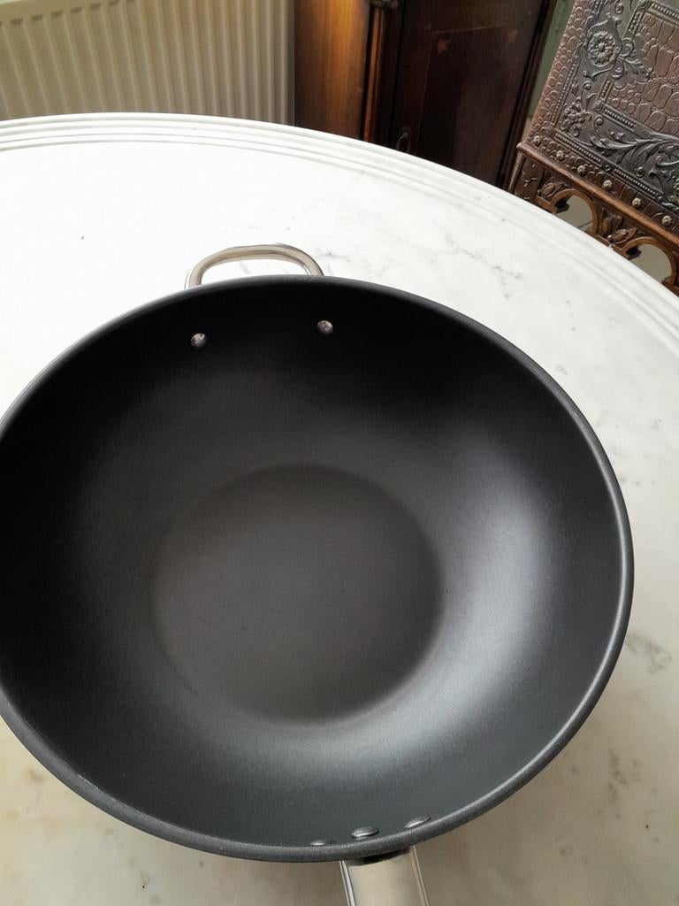 Ikea wok pan 32 cm, Huis en Inrichting, Keuken | Potten en Pannen, Ophalen, Wok