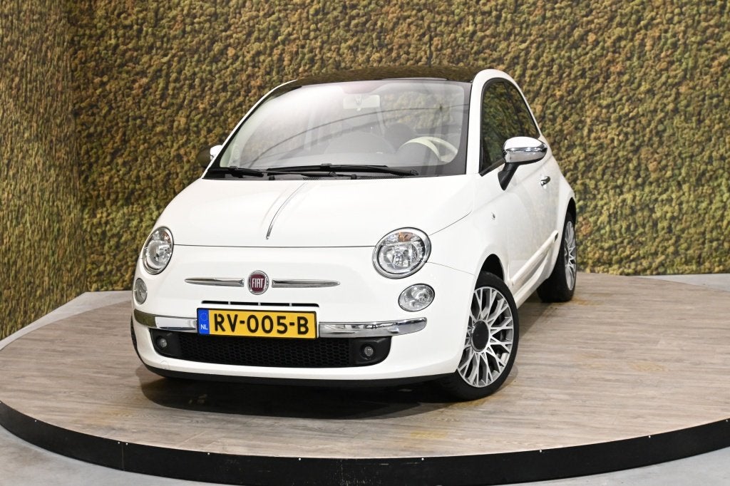 Fiat 500 1.2 Lounge | PDC | LM-velgen 16" (bj 2014), Voorwielaandrijving, Euro 5, Stof, Gebruikt