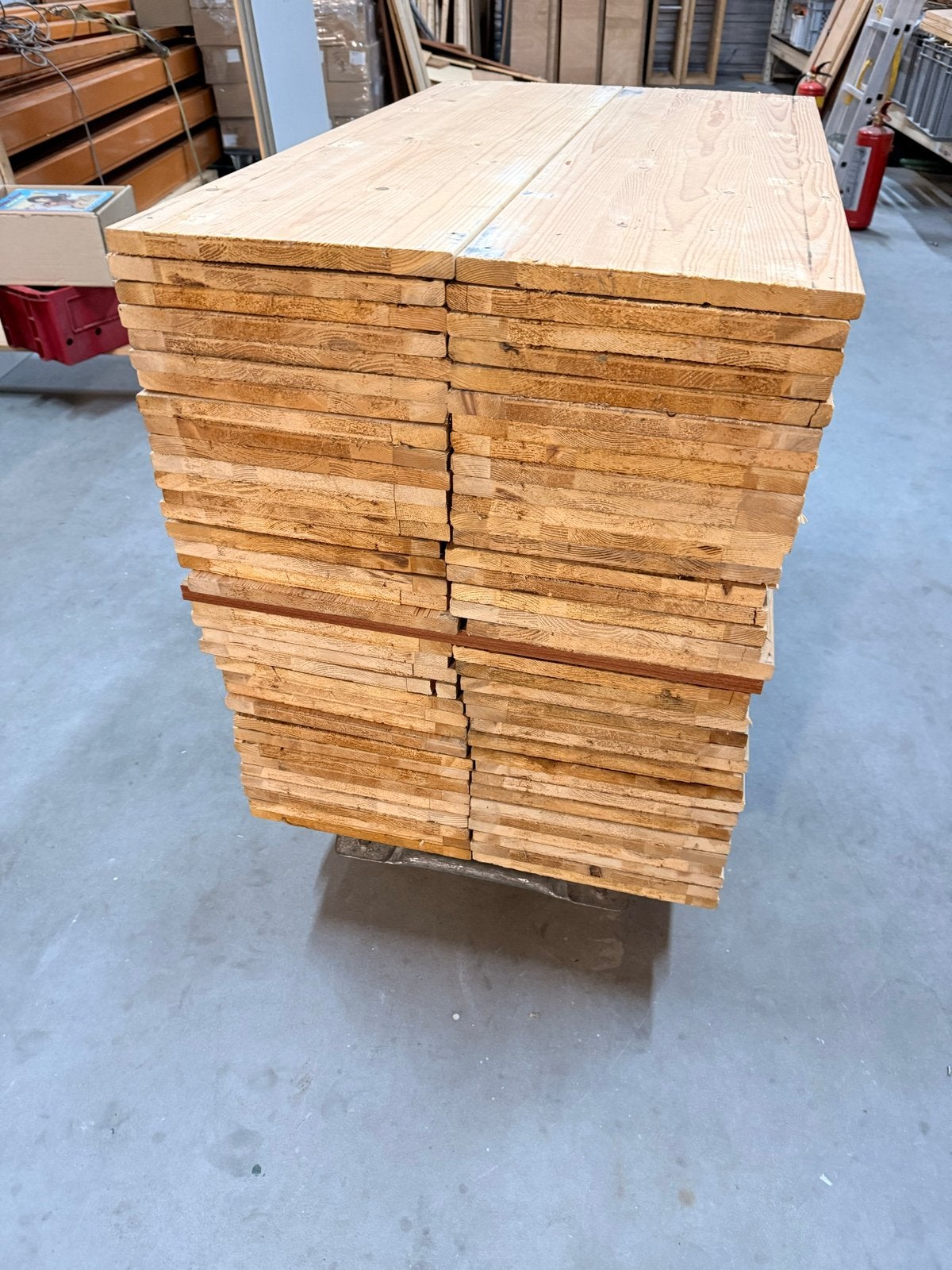 Grote stapel gebruikte Scandinavisch vuren planken 97 x 28, Ophalen, Gebruikt, 25 tot 50 mm, Grenen