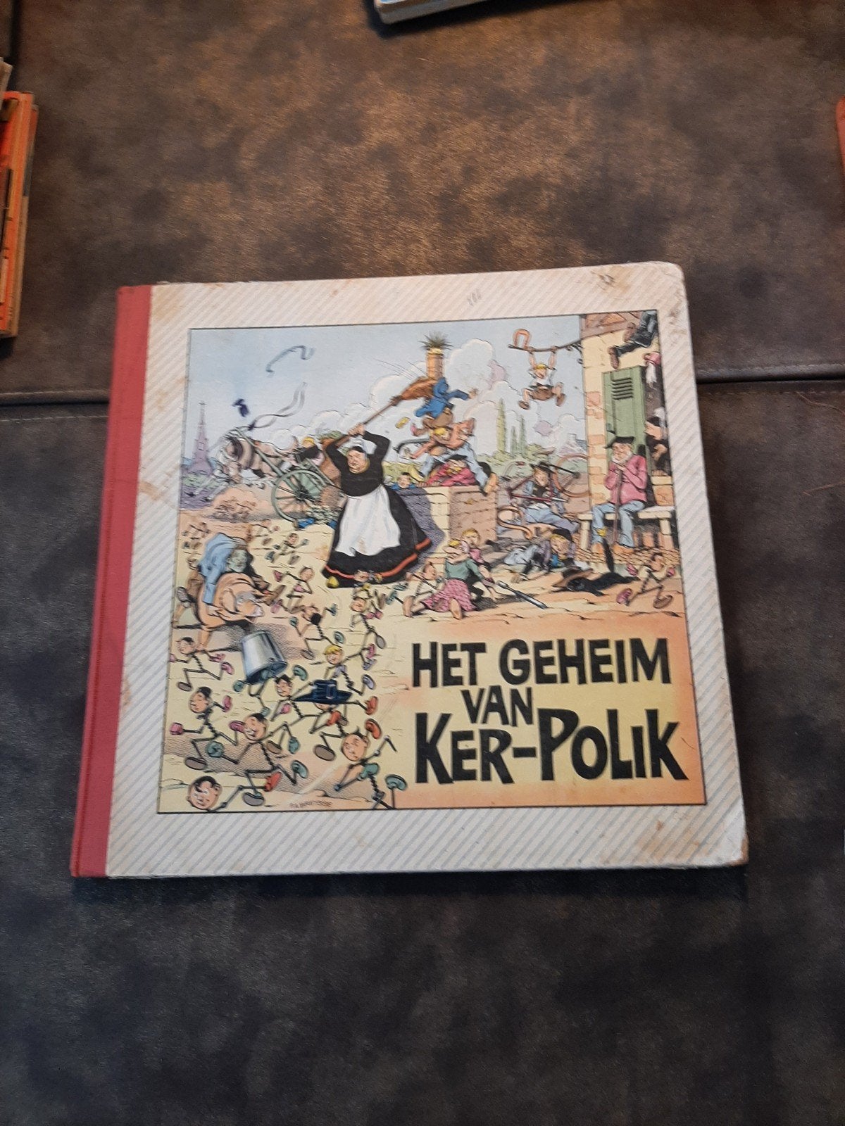 3 stripboeken met harde kaft, Boeken, Stripboeken, Meerdere stripboeken, Ophalen of Verzenden, Zo goed als nieuw