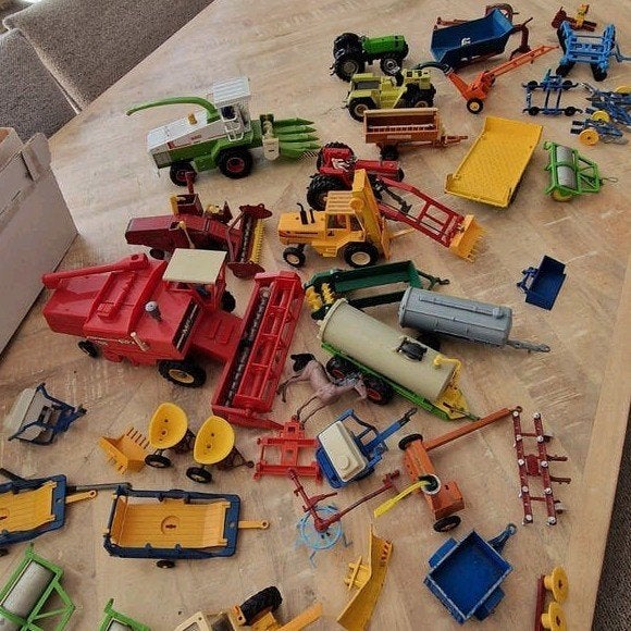 Partij Siku Britains 1/32 modellen - Onderdelen/Hobbyist, Ophalen of Verzenden, Gebruikt