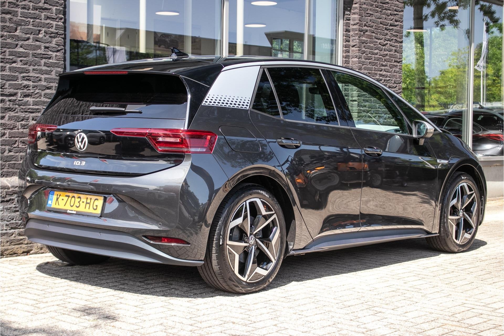 Volkswagen ID.3 First Plus 58 kWh | Fase 3 | Camera | 19" LM, Auto's, Volkswagen, Gebruikt, Zwart, ID.3, Zilver of Grijs
