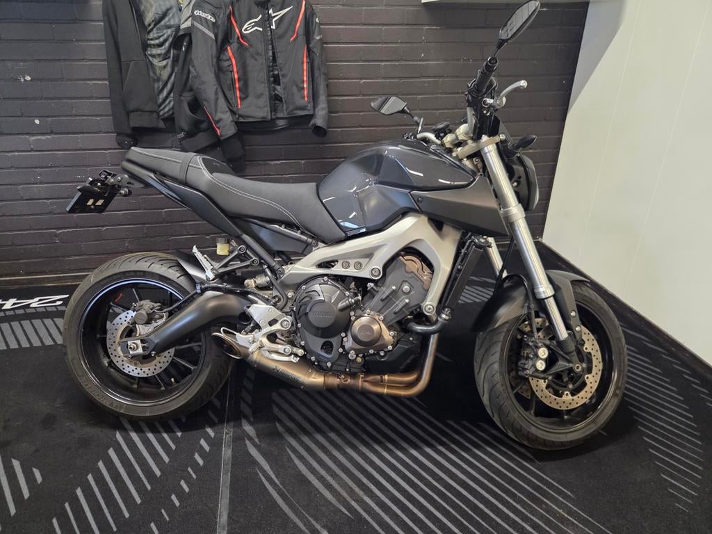 Yamaha MT-09 | Akrapovic Titanium | Zeer nette staat, Motoren, Motorrijbewijs A, Gebruikt, 3 cilinders, Particulier
