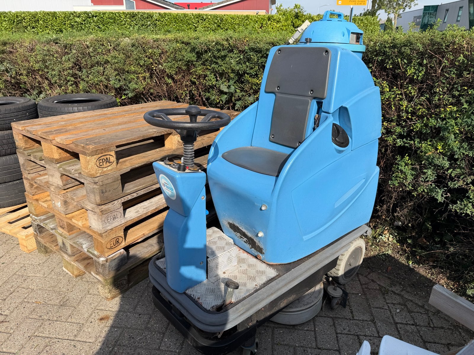 Fimap schrob-/zuigmachine voor onderdelen of reparatie, Ophalen