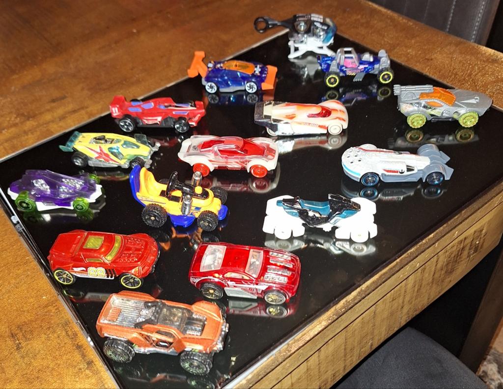 15x hotwheels fantasy, Ophalen of Verzenden, Zo goed als nieuw, Auto