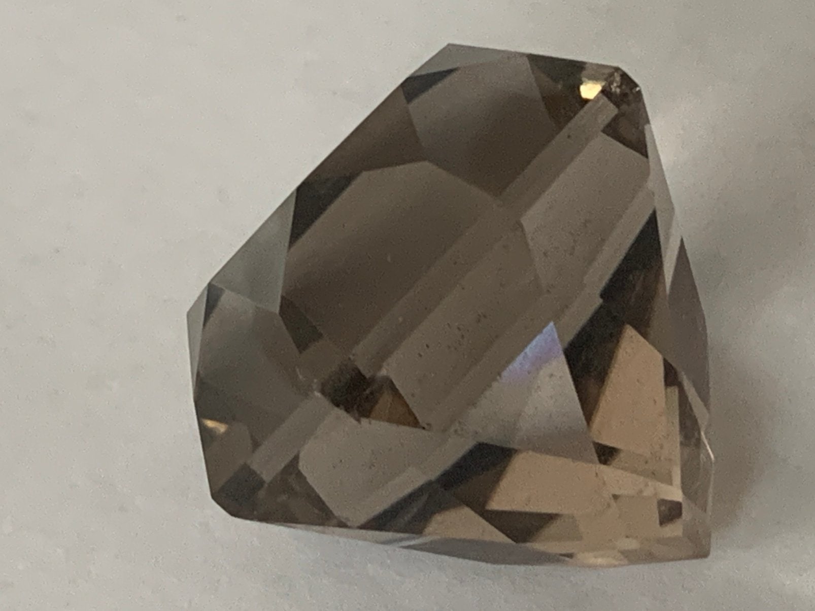 Zeer grote Rookkwarts edelsteen 168,77 crt met certificaat, Sieraden, Tassen en Uiterlijk, Ophalen of Verzenden, Zo goed als nieuw