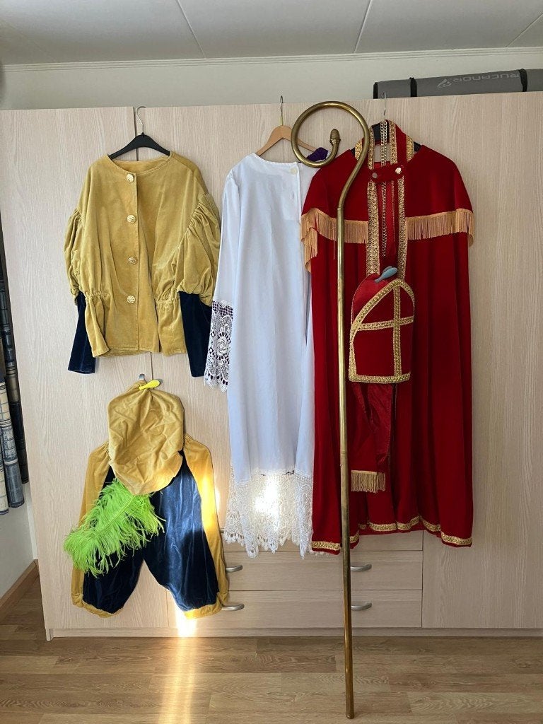 sinterklaaskostuum cpl en pietenpak, Ophalen of Verzenden, Zo goed als nieuw