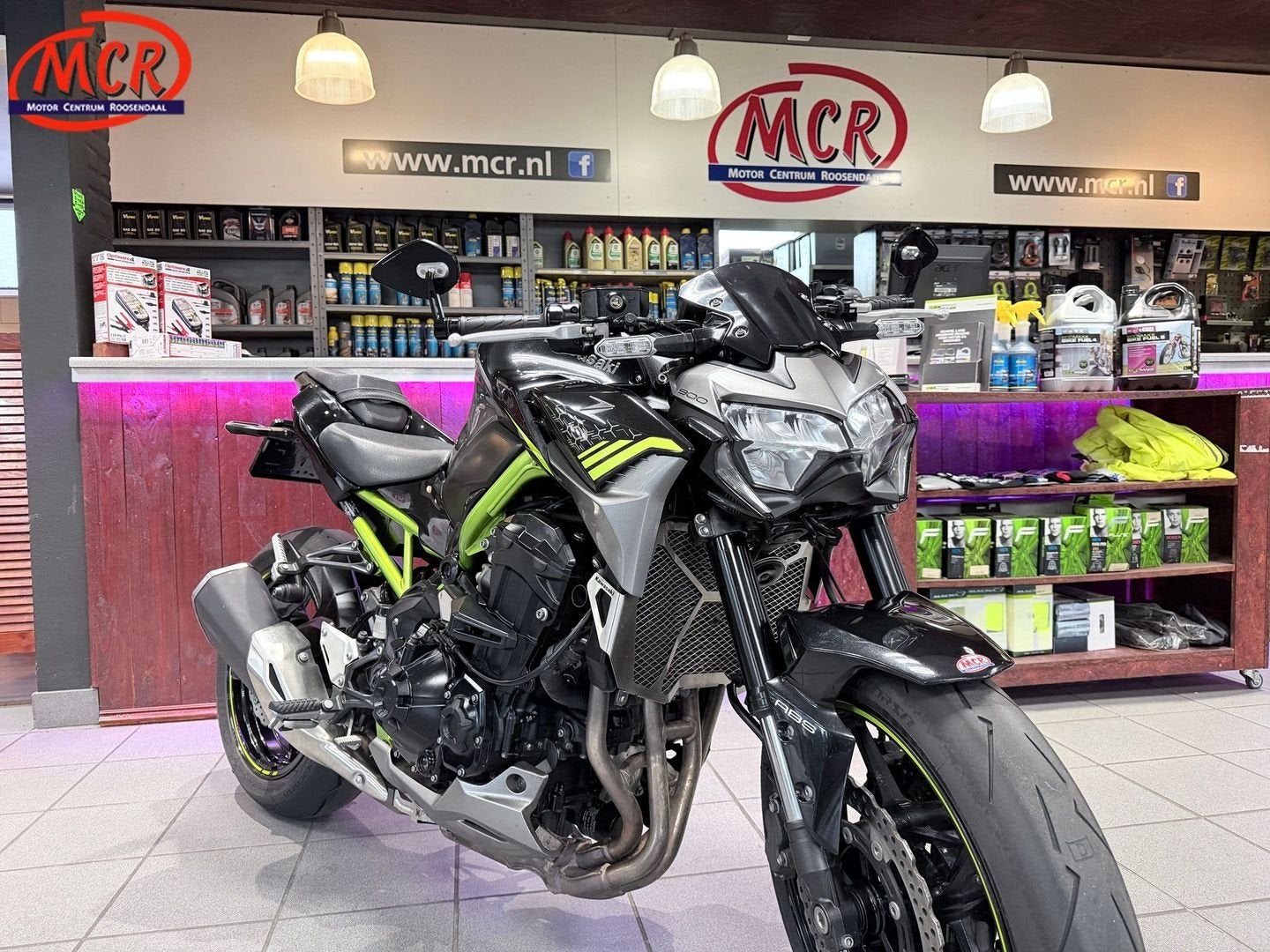 KAWASAKI Z900 (bj 2020) A2 geschikt!, Motoren, 4 cilinders, 948 cc, Onbekend, KAWASAKI