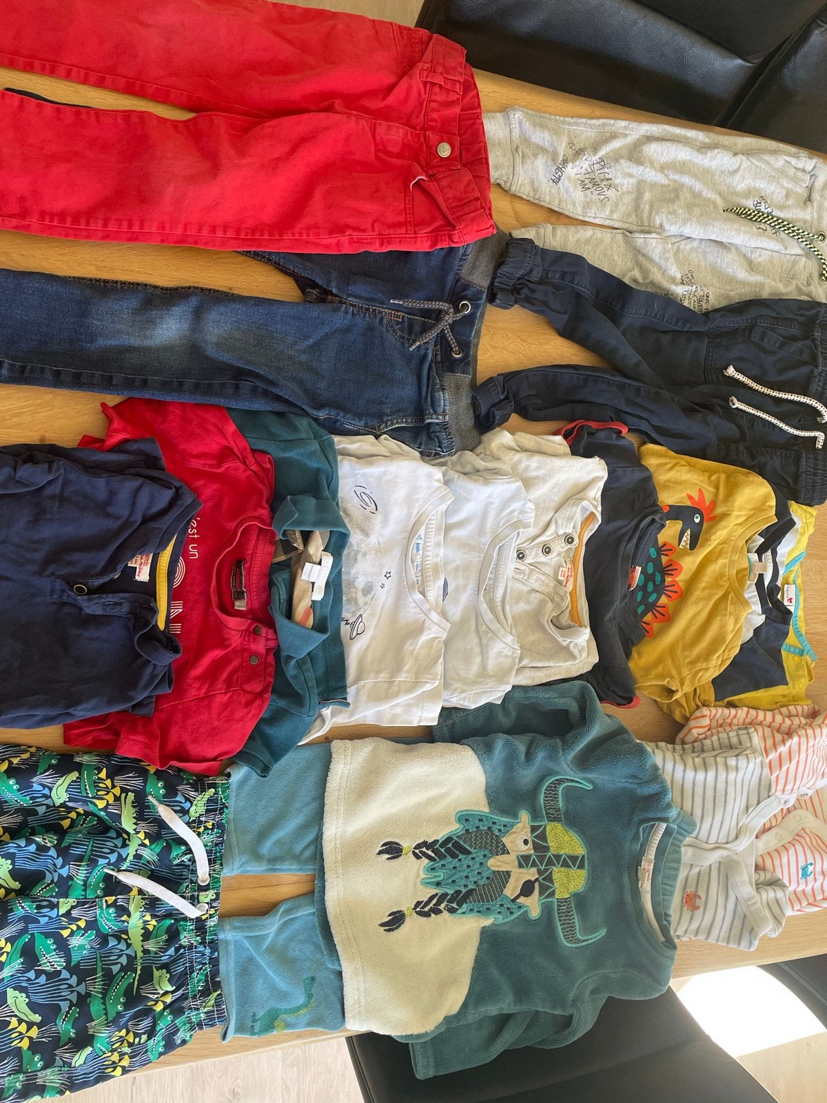 Kledingpakket voor jongen maat 98cm, Ophalen of Verzenden, Gebruikt, Jongen