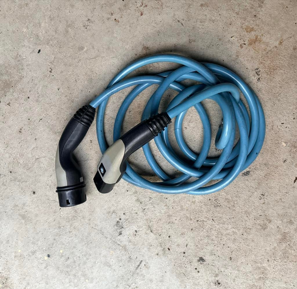Oplaadkabel BMW 330e F30 hybride, Auto-onderdelen, Elektronica en Kabels, BMW, Gebruikt, Ophalen
