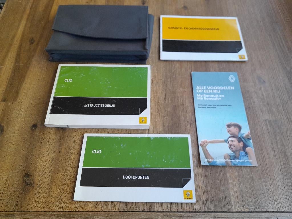 SET INSTRUCTIEBOEKJES + MAP - Origineel - RENAULT CLIO 3, Verzenden