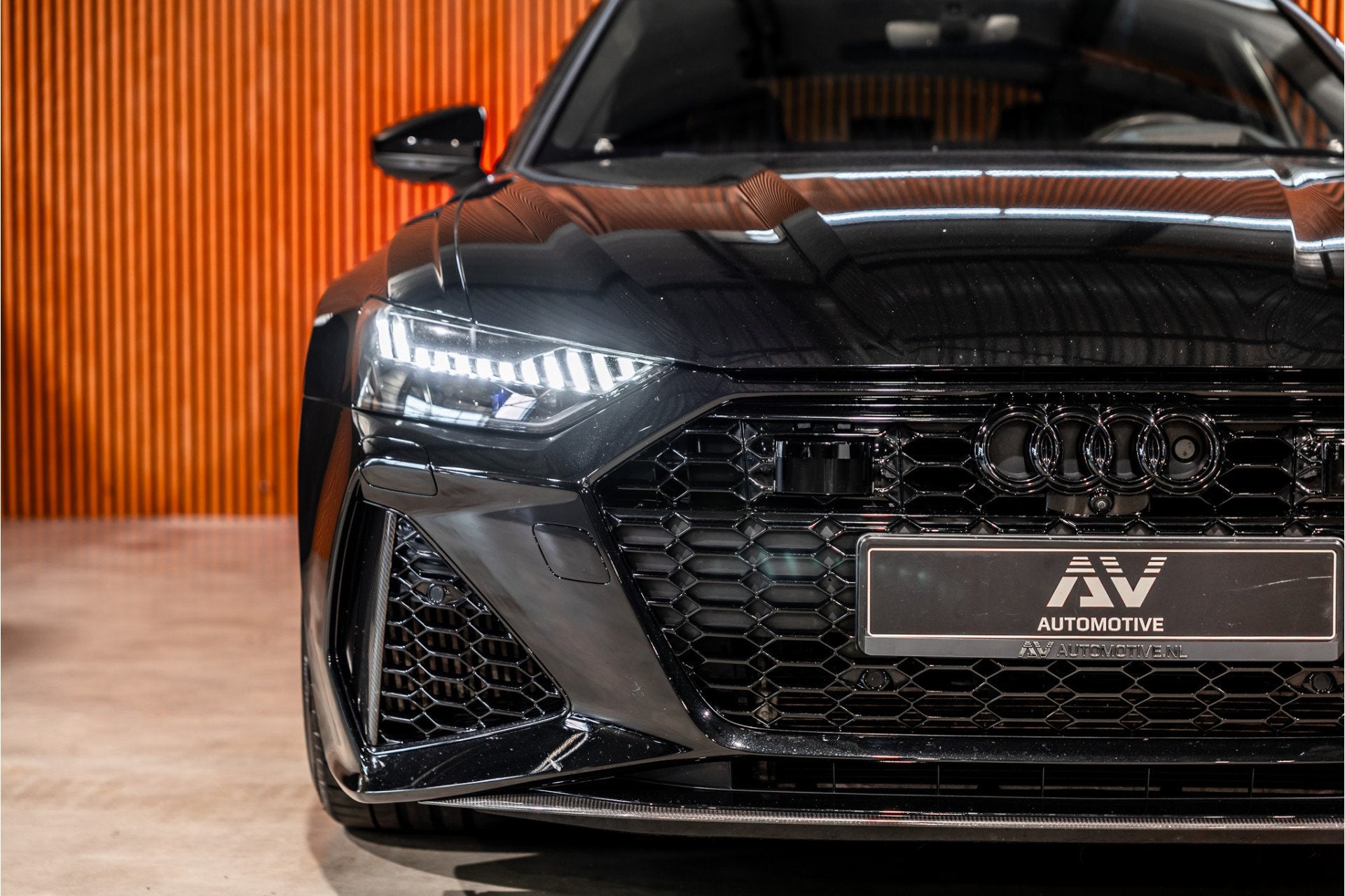 Foto 56 van Audi RS6 Avant 4.0 TFSI Quattro | Keramisch | Dynamic + | Mi