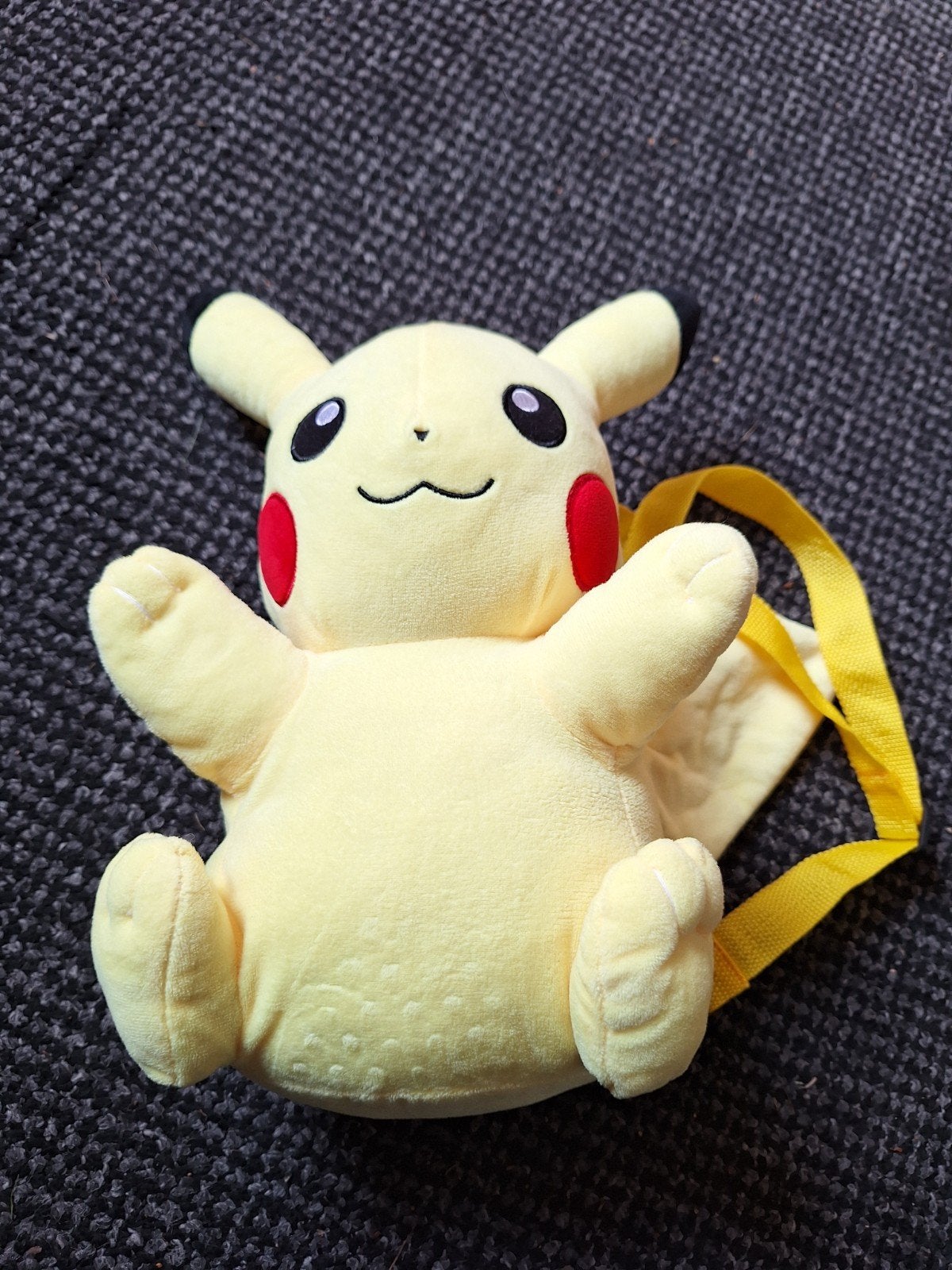 Pikachu rugtas Pokemon, Ophalen of Verzenden, Overige kleuren, Overige materialen