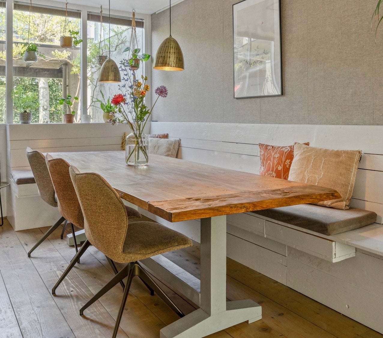Massieve Eikenhouten Eettafel - Robuust en Stijlvol