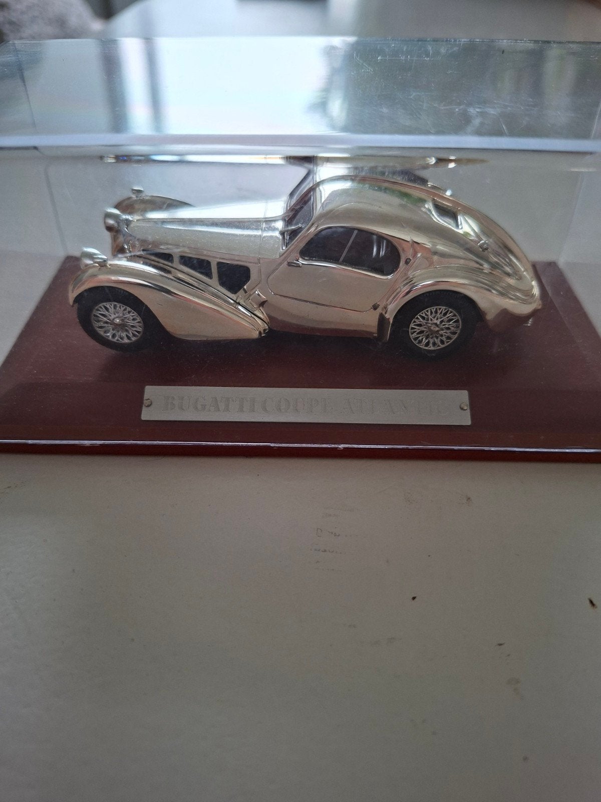Bugatti 57SC Coupé Atlantic 1:43 - Silver Cars Collection, Hobby en Vrije tijd, Modelauto's | 1:43, Ophalen of Verzenden, Zo goed als nieuw