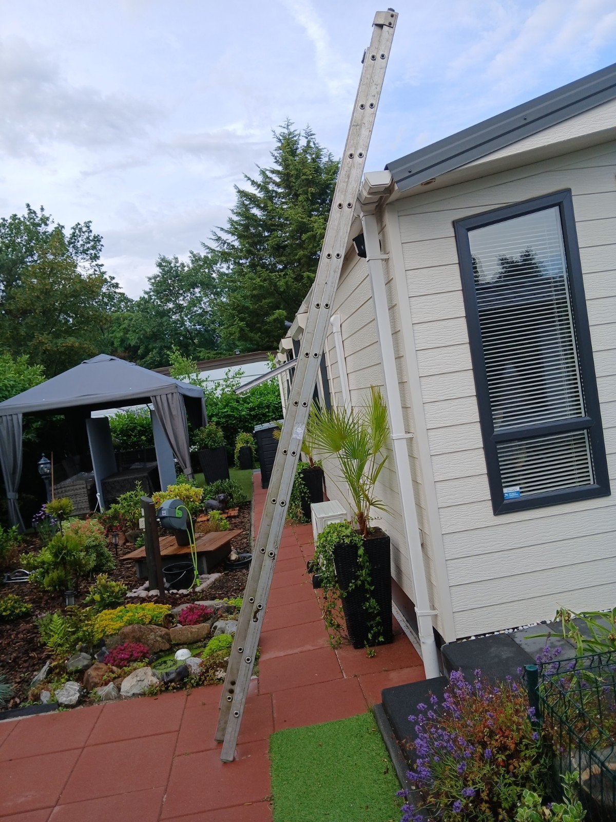 2 delige aluminium ladder 2x 3.75 nu 90 euro nu 75 euro, Ophalen of Verzenden, 4 meter of meer
