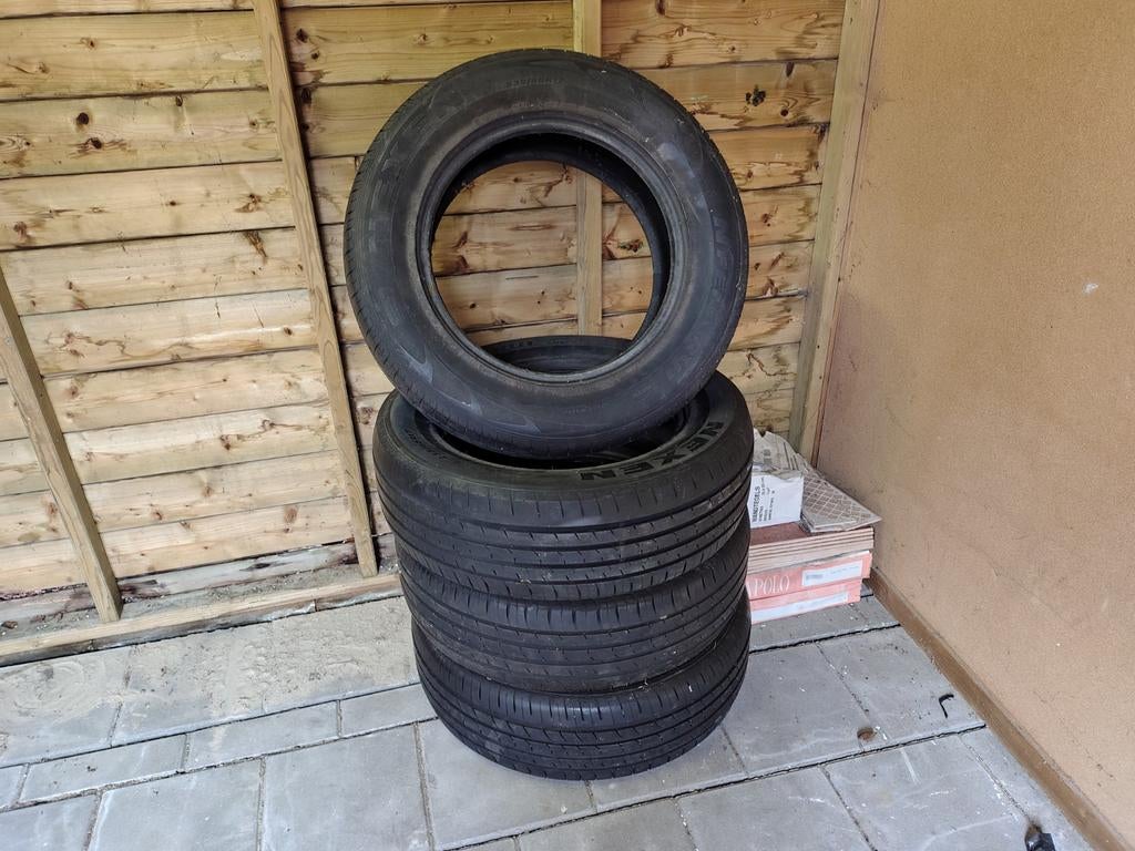 VolvoXC90 Falken banden 235/65/R17 vanaf € 100, Ophalen, 17 inch, 235 mm, Band(en)