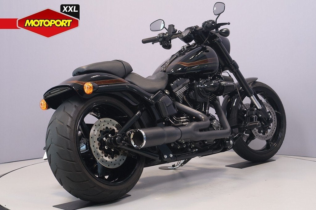 Harley-Davidson PRO STREET BREAK OUT CVO (bj 2017), H-DCUSTOMERSERVICE@Harley-Davidson.com, Harley-Davidson Benelux, Overig, Laan van Vredenoord 33
2289 DA  Rijswijk ZH, NL