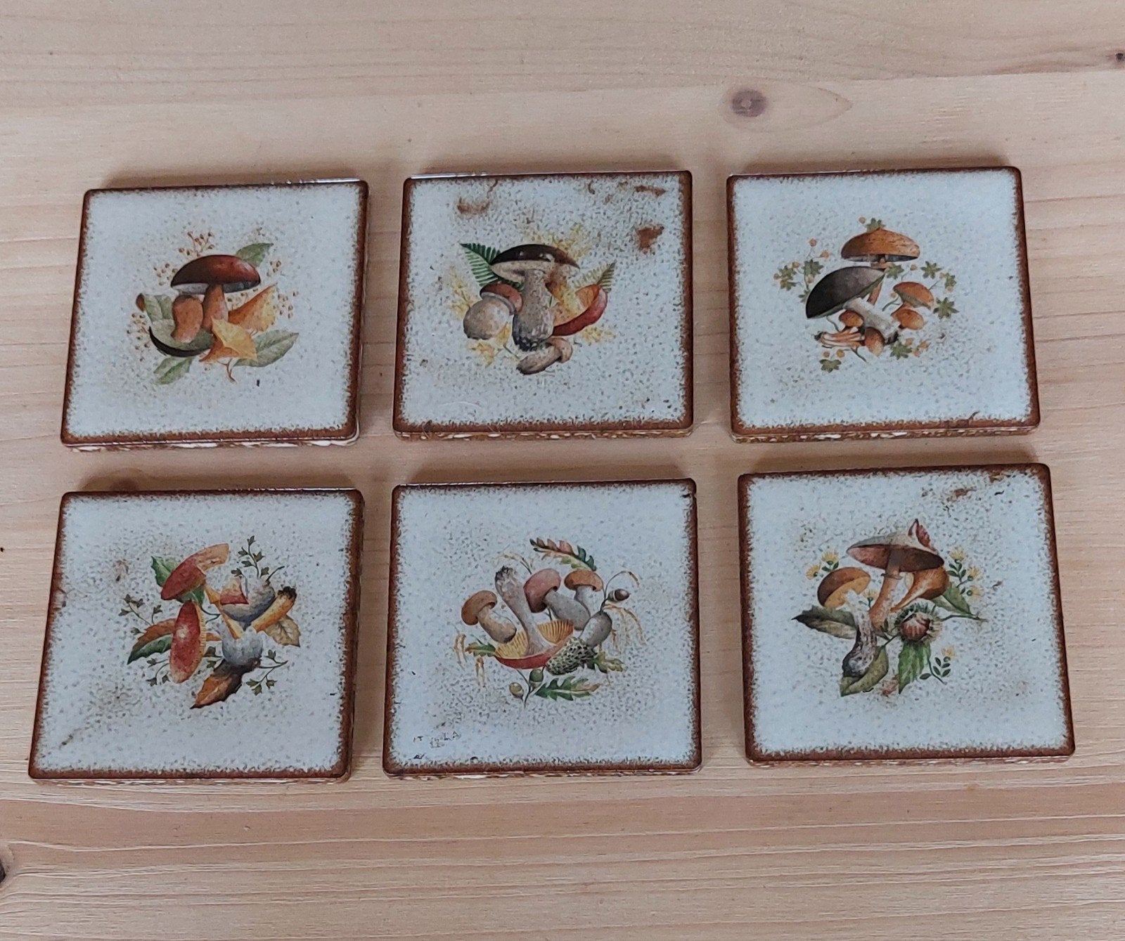 19 Pakjes van 6 vintage tegeltjes met paddenstoelen, Ophalen of Verzenden