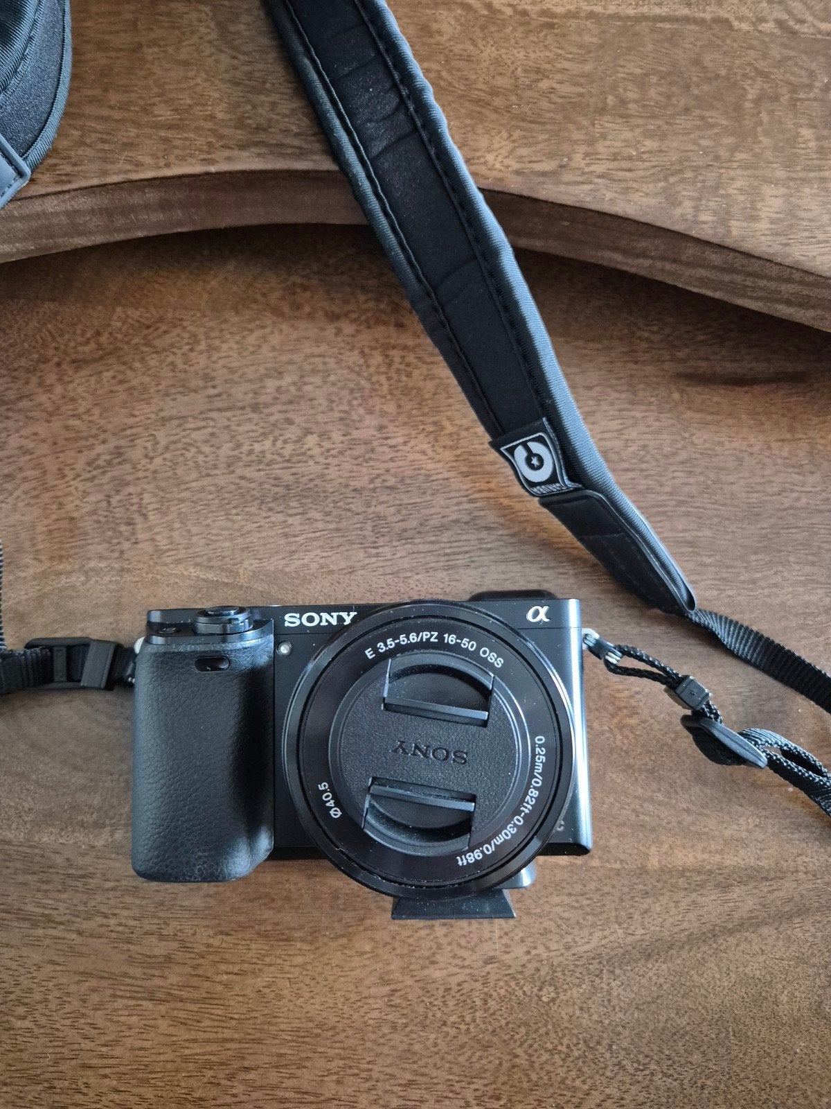 Sony Alpha A6000 Systeemcamera 16-50mm lens en accessoire, Ophalen, WiFi, Geheugenkaart, Zo goed als nieuw